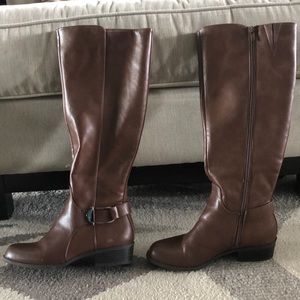 Brown tall leather Alfani boots worn ONCE size 5